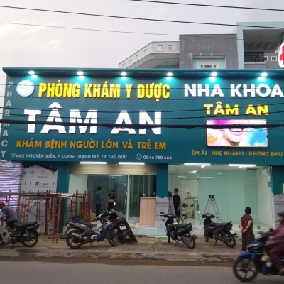 Bảng alu chữ mica 
