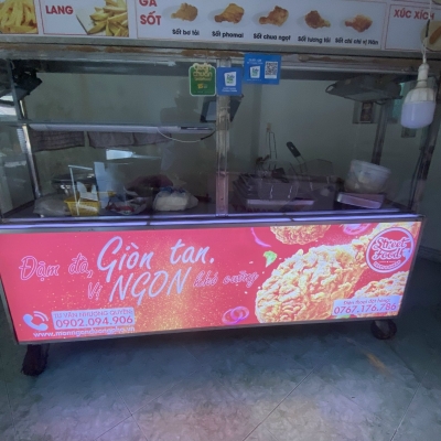 Hộp đèn gắn xe