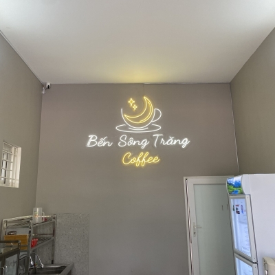 Đèn neonsign gắn tường