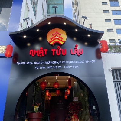 Bảng alu đen